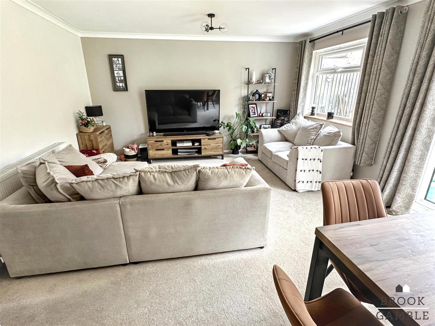 3 Bedroom House. Maywood Avenue in Eastbourne,  5